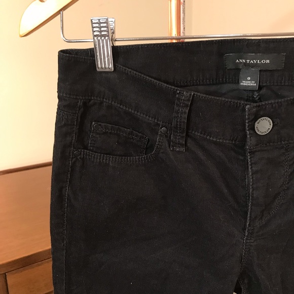 EUC 💕 Ann Taylor Modern fit corduroy black pants - Picture 4 of 8